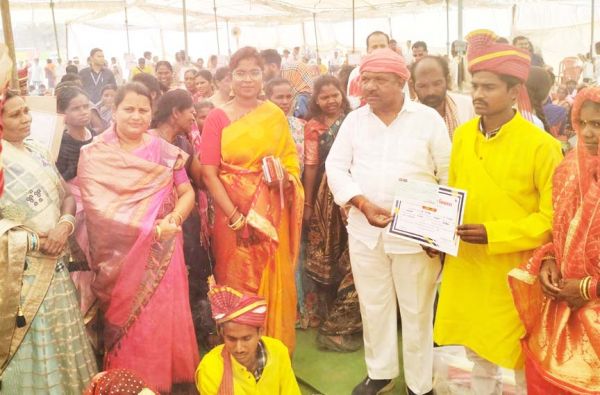 सामूहिक विवाह , 93 जोड़े बंधे दांपत्य जीवन में