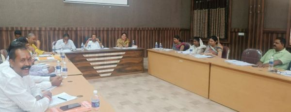 कुरुद नपं के बजट सत्र में उठा अजय फाउंडेशन के बाउंड्रीवॉल बनवाने का मुद्दा