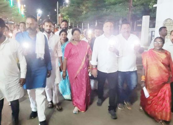स्वच्छता दीदीयों ने निकाली मशाल रैली