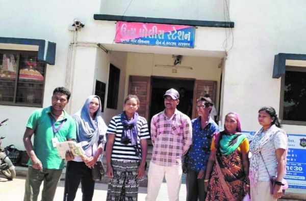 गुजरात से 1761 किमी दूर कांकेर आकर भटकी महिला वापस घर पहुंची, खुशी से झूम उठा परिवार