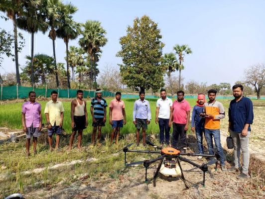 अब कृषि में ड्रोन तकनीक का उपयोग