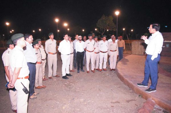 पीसीसीएफ शुक्ला का एक दिनी प्रवास, वन कार्यों का लिया जायजा