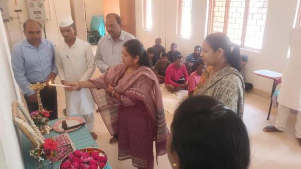 जेल लोक अदालत में 3 बंदियों को  अपराध कबूलने पर रिहाई