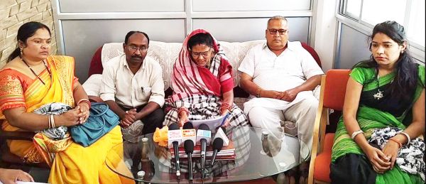 विपक्ष की आवाज केन्द्र की मोदी सरकार दबा रही है, जनता देगी जवाब- चित्रलेखा