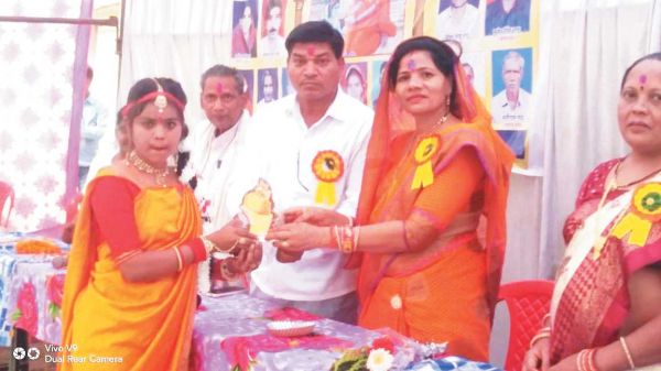 कर्मा जयंती पर प्रतिभाशाली बच्चों का सम्मान