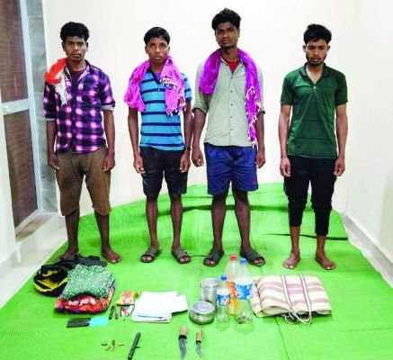 4 नक्सल आरोपी गिरफ्तार, विस्फोटक बरामद
