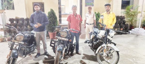 मॉडिफाइड साइलेंसर वाले बुलेट चालकों पर कार्रवाई, 3 सपड़ाए