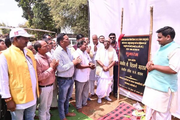 संसदीय सचिव ने निर्माण कार्यों का किया भूमिपूजन, कई कार्यक्रमों में हुए शामिल