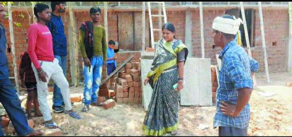 मृत आदिवासी युवक के परिजनों को एक करोड़ मुआवजा दे-महेन्द्र नेताम