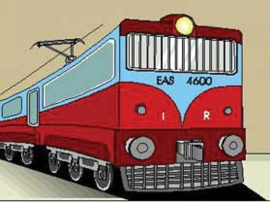 खडग़पुर में रेल रोको आंदोलन, ये ट्रेनें फिर रद्द