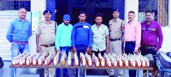 186 पौवा के साथ तीन कोचिया पकड़ाया