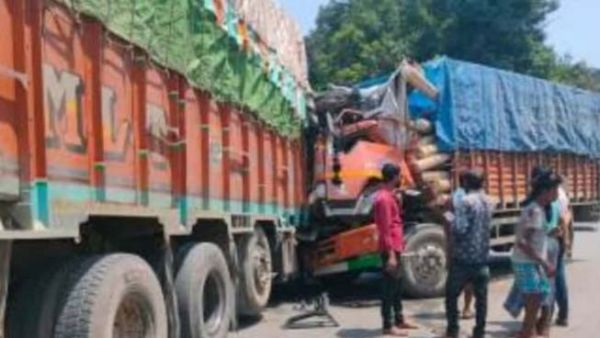 दो ट्रकों की भिड़ंत, एक चालक की मौत