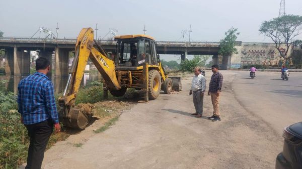 चक्रपथ पर जलजमाव से मिलेगी राहत, ऊंचाई बढ़ाने का काम शुरू