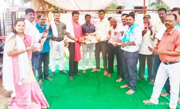 सभापति मन्नू यादव ने सचिव संघ की मांगों का समर्थन किया