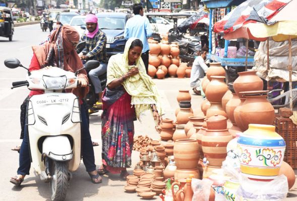 मौसम बदला : रायपुर, राजनांदगांव, दुर्ग, महासमुंद में गरज चमक के साथ बारिश के संकेत