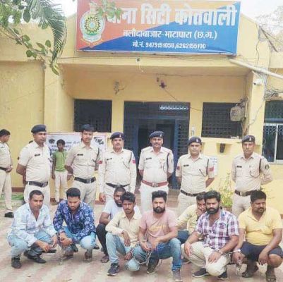शराब का झगड़ा पहुंचा थाना, मैनेजर की रिपोर्ट पर 8 गिरफ्तार