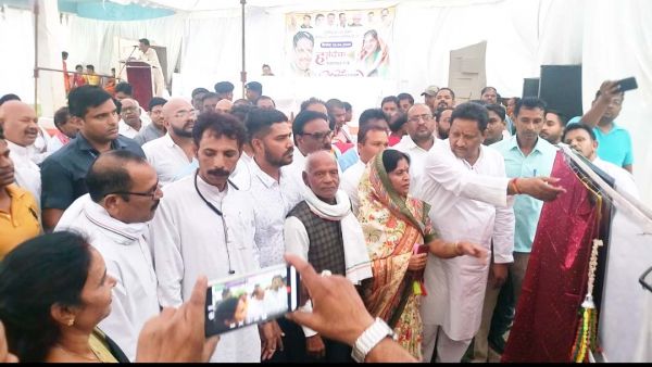 गिरीश देवांगन ने विकास कार्यों का किया भूमिपूजन