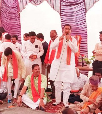 भाजपा ने गहिराटोला में चलाया गांव-गांव, घर-घर चलो अभियान