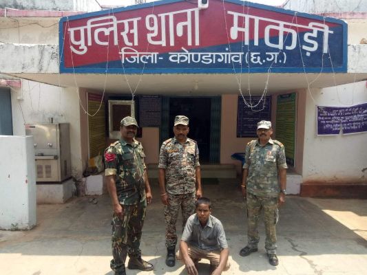 मारपीट कर घर में लगाई आग, आरोपी गिरफ्तार