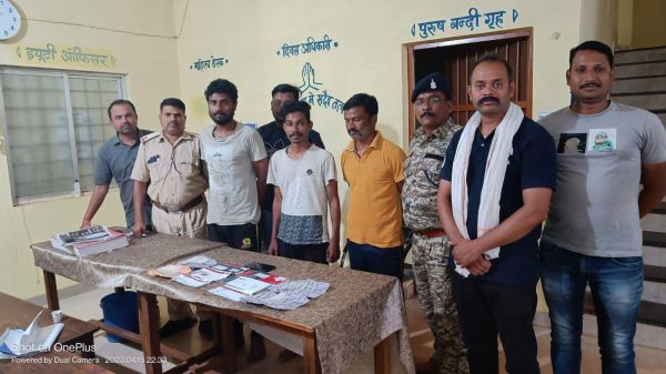 आईपीएल: सट्टा खिलाने वाले 4 आरोपी गिरफ्तार