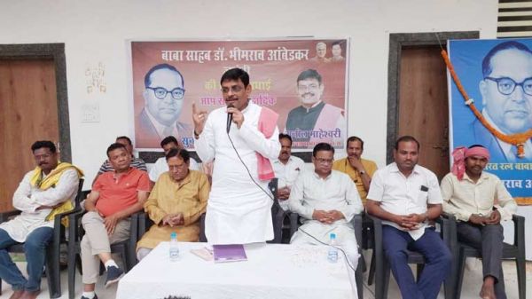 संवैधानिक संस्थाओं पर दबाव बनाकर भाजपा संविधान को कर रही खत्म -माहेश्वरी  