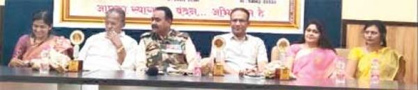 डॉक्टर-नर्स, शिक्षक, भी सेना के लिए जरूरी