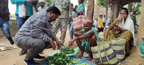 फरसगांव ब्लॉक के ग्रामीण क्षेत्र में विधायक ने किया दौरा