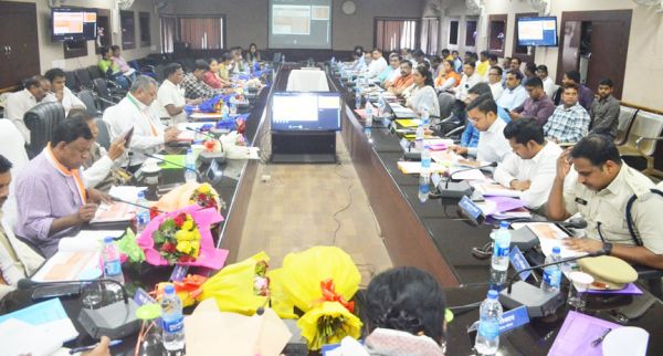 विकास कार्यों की वार्षिक कार्ययोजना का अनुमोदन