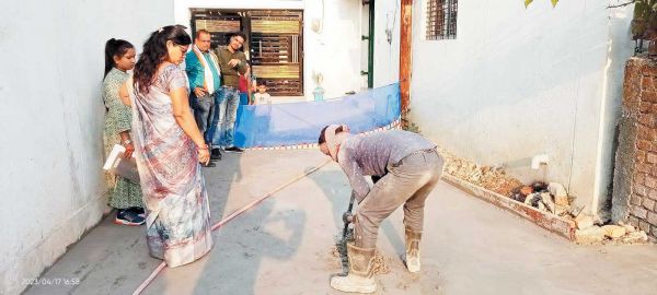  घटिया सडक़ निर्माण की शिकायत महापौर ने लगाई ठेकेदार फटकार