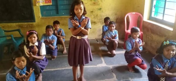 स्कूल में कब-बुलबुल टीम ने शुरू की ग्रीष्मकालीन कक्षाएं