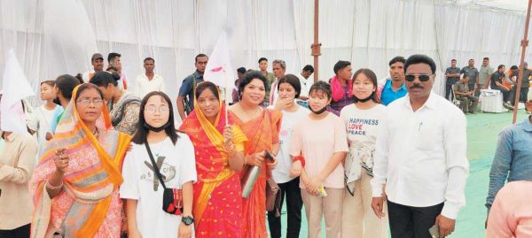 डी-लिस्टिंग की रैली में शामिल हुए नगरी के आदिवासी नेता