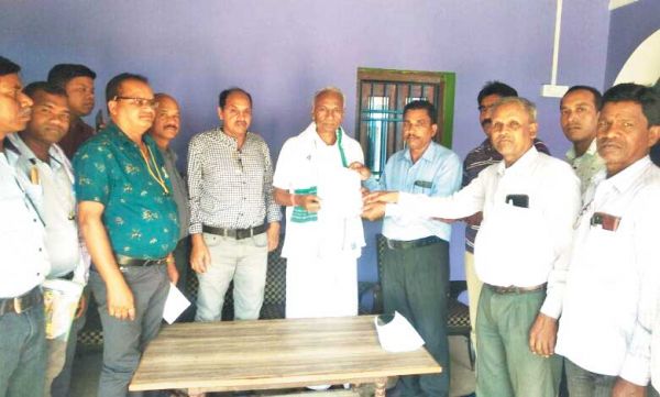 शासकीयकरण की मांग पर अड़े पंचायत सचिव 