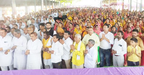 दलगत राजनीति से ऊपर उठकर समाज हित को प्राथमिकता देने पर जोर