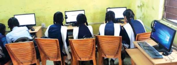 साक्षरता विषय पर क्विज प्रतियोगिता का हुआ आयोजन