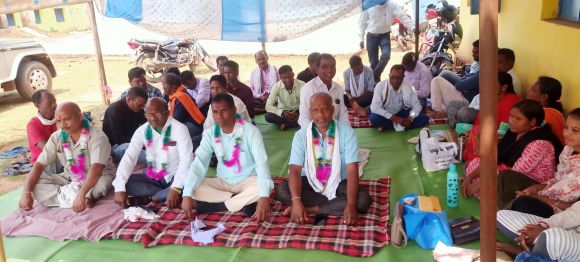 हड़ताल को उग्र करने बनी रणनीति,  आज से शुरू हुआ भूख हड़ताल