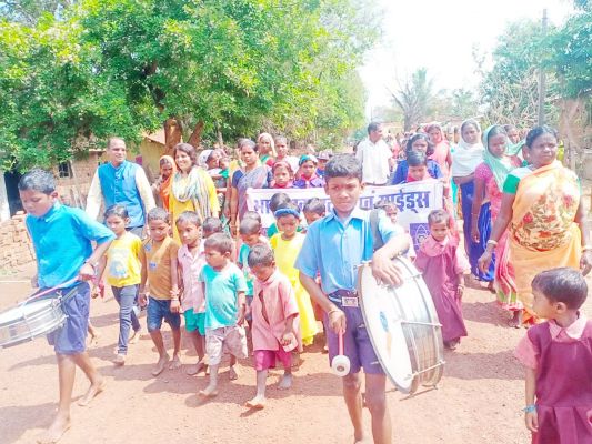 पढ़ाई तिहार अंगना म शिक्षा कार्यक्रम का आयोजन 