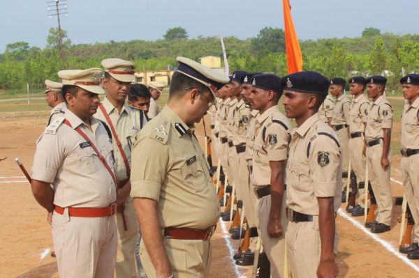 डीआईजी ने किया कोंडागांव जिले का वार्षिक निरीक्षण