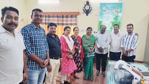 राष्ट्रीय सदस्य ने की कांग्रेसियों से मुलाकात
