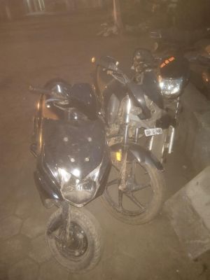 दोपहिया चोरी कर बेचने  वाला नाबालिग गिरफ्तार