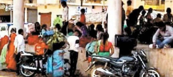 दैहान बना अवैध अंतरराज्यीय बस स्टैंड, रोजाना पहुंचती हैं बसें 