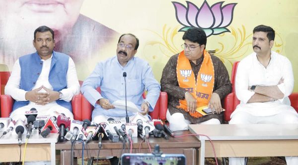 भाजपाई कल सुनेंगे मन की बात, कांग्रेसी सुनाएंगे महंगाई की बात