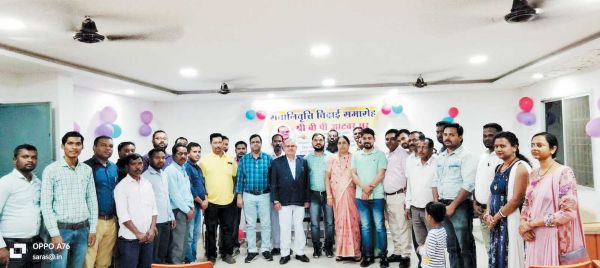 सेवानिवृत लेक्चरर को शिक्षा विभाग ने दी विदाई