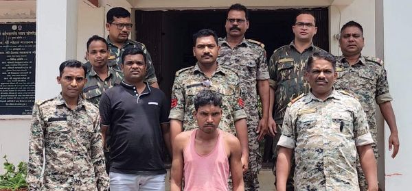 शराब पीने को लेकर विवाद, पत्नी की हत्या, गिरफ्तार