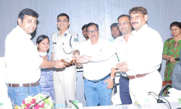 जिले को और तेजी से विकास की ओर ले जाने की जरूरत
