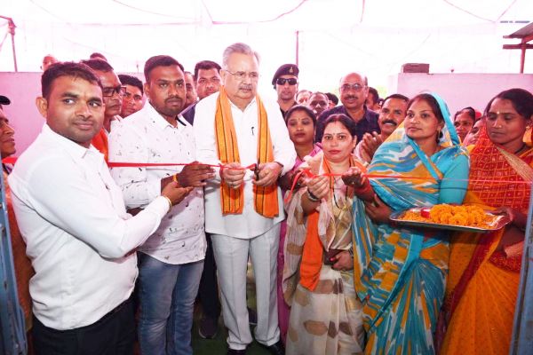 फहरद में रमन ने किया विकास कार्यों का भूमिपूजन व लोकार्पण