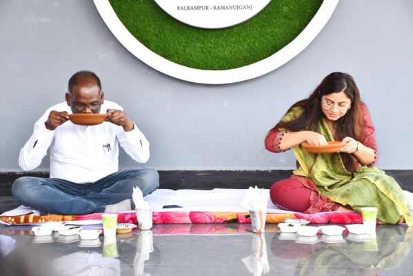 बोरे-बासी तिहार के रंग में  सराबोर हुआ जिला