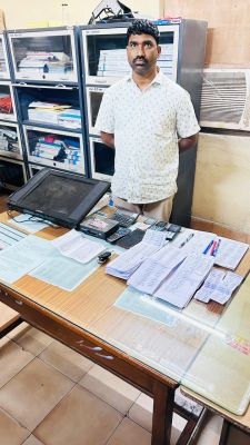 हिमालयन हाईट्स के एक फ्लैट में ऑनलाईन सट्टा चला रहा खाईवाल गिरफ्तार