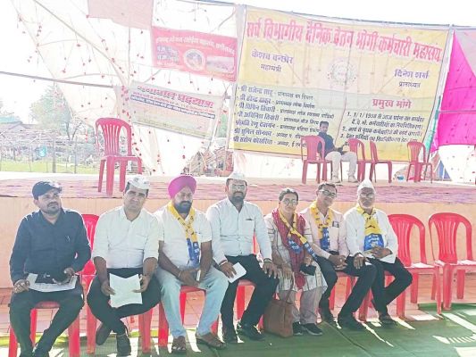  मजदूरों को बासी नहीं भोजन की व्यवस्था हो