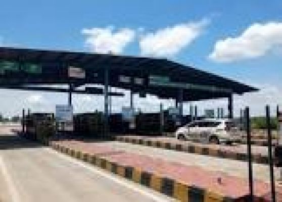 बिना फिटनेस-टैक्स के अब टोल से गुजरना पड़ेगा मंहगा