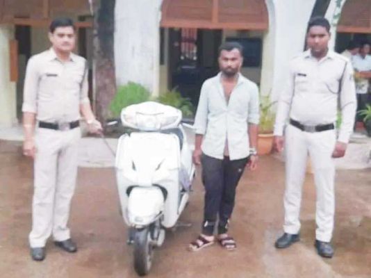 सामान चोरी,एक गिरफ्तार